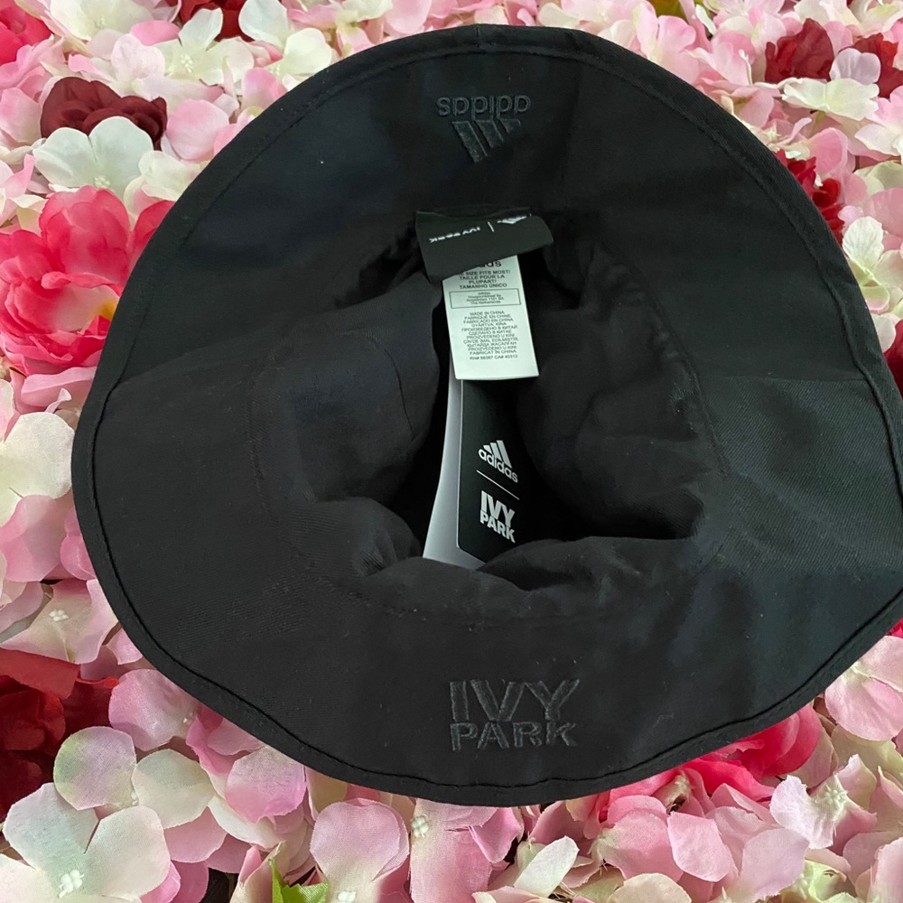 Ivy Park Drip 2.2 bucket hat